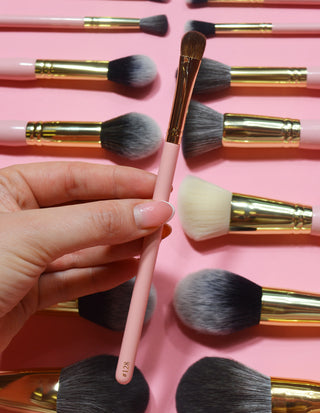 P.Louise #128 Soft Packer Brush